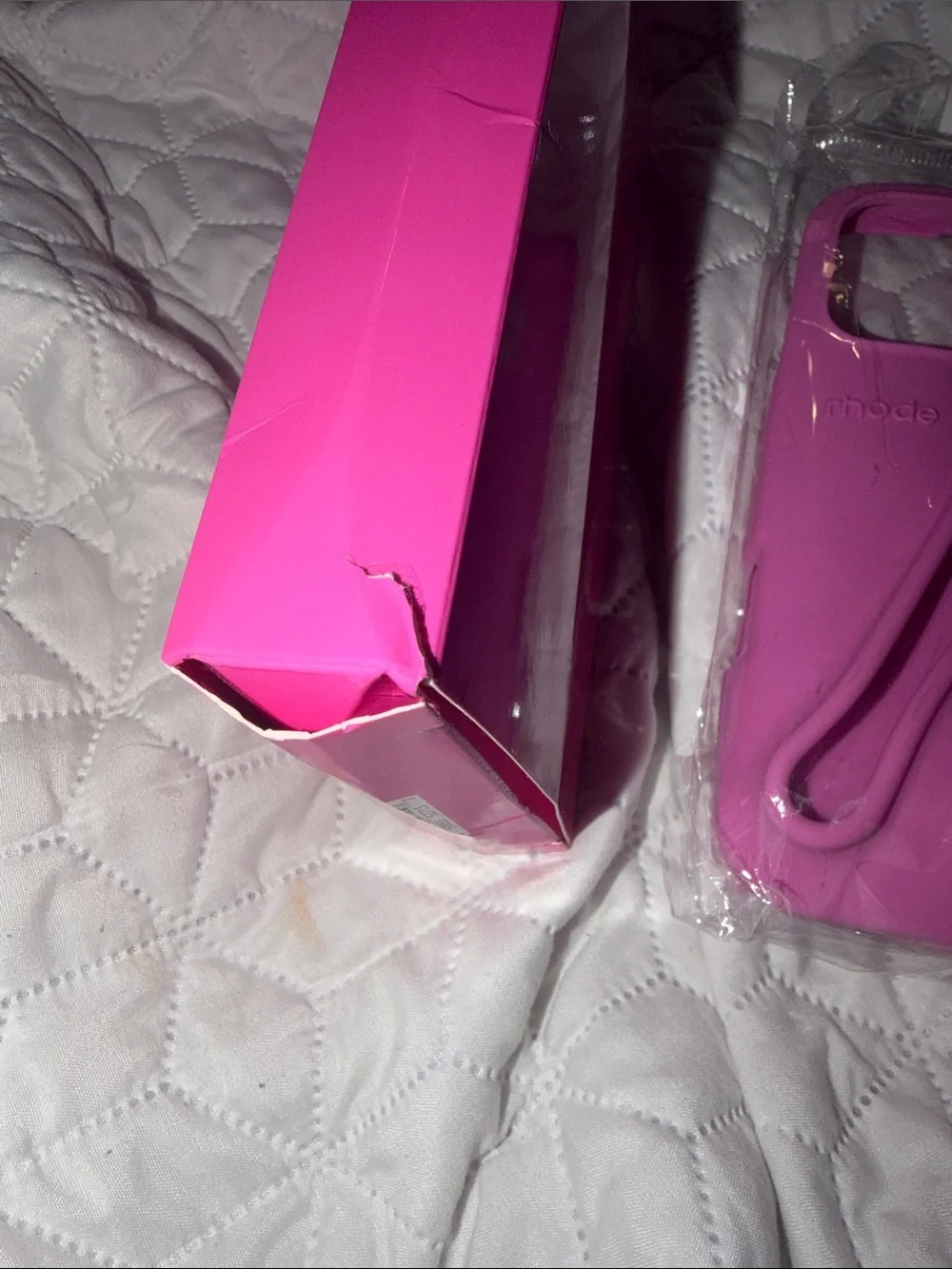 RHODE Lip Case Pink iPhone 16 Pro NWT New in Box